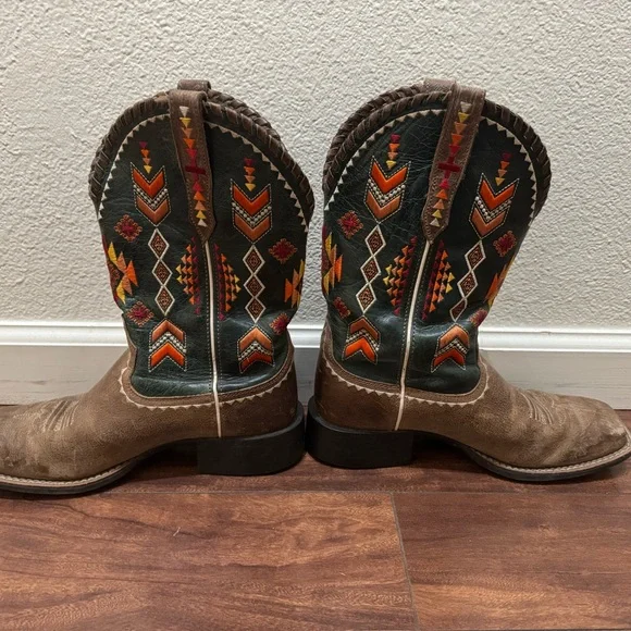 Womens Ariat Round Up Skyler Boots - Picture 2 of 7